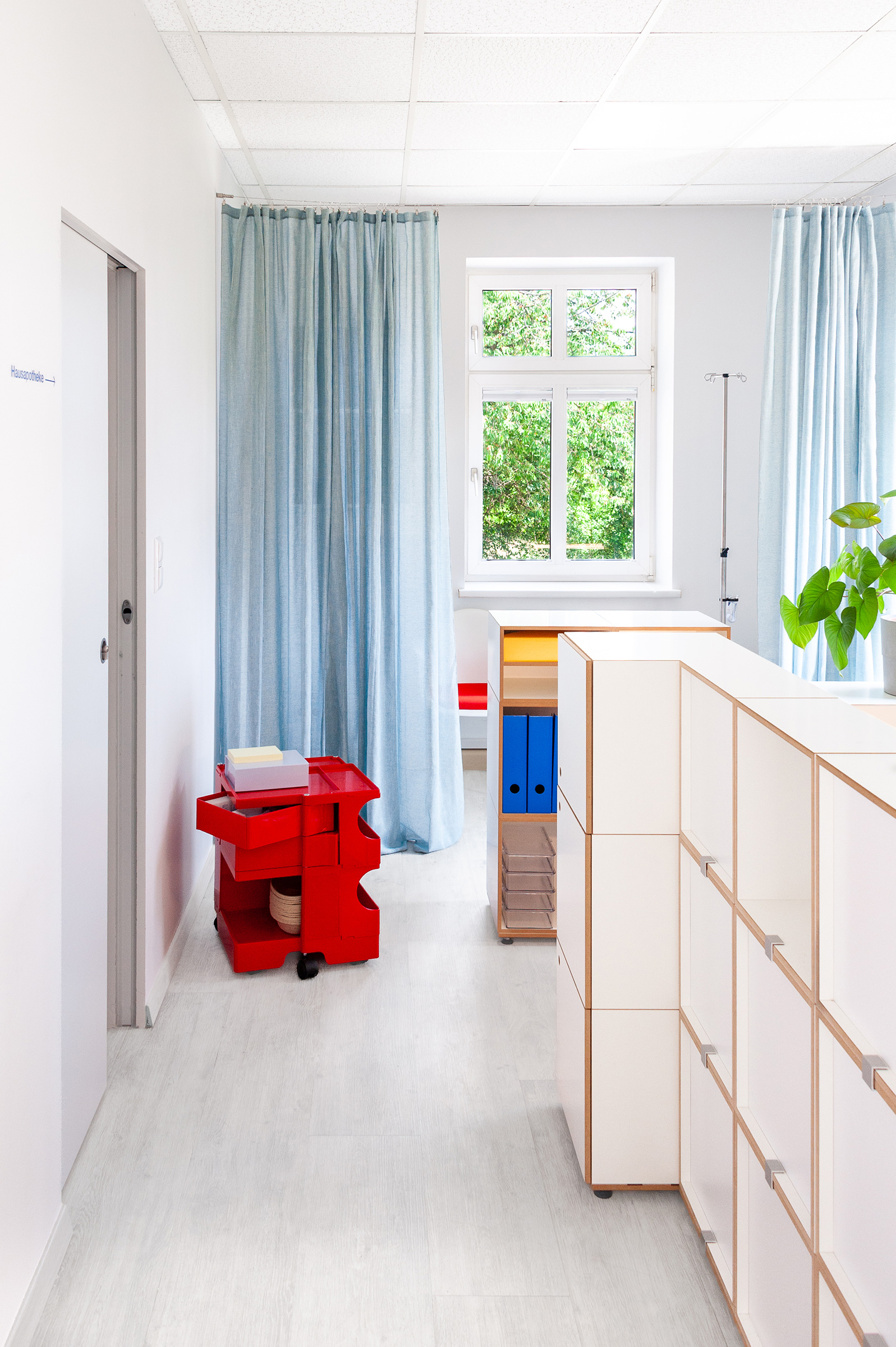 Umbau einer Arztordination in Niederösterreich von studio olga muskała ZT e.U.